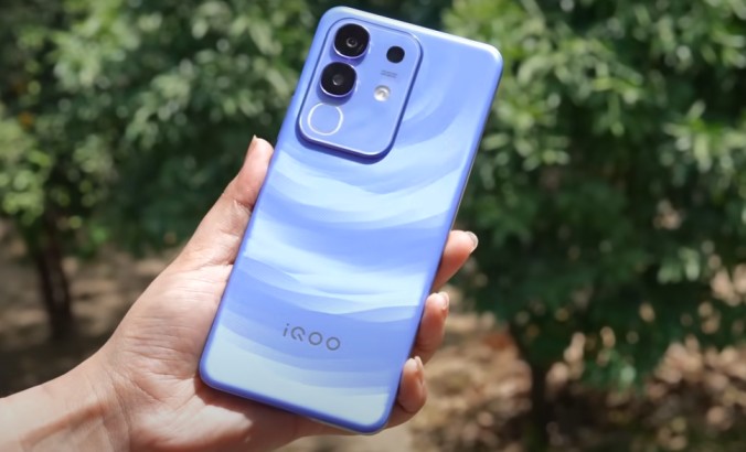 Under 15k best camera phone
